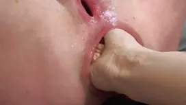那個男人加入了他媽的女同志