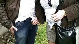 黑色Rico在屁股女孩中駕駛了一個大雞巴
