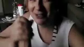 襪子裡的Zhirukha從性愛中得到快樂