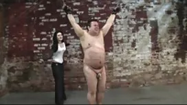 性感的醫生治癒了一個男人的性